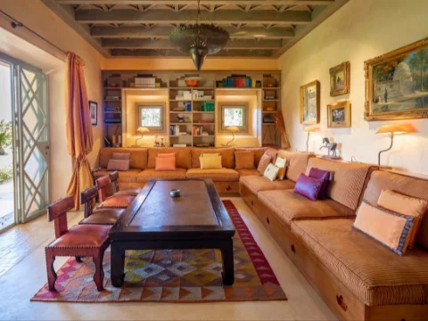 Villa
